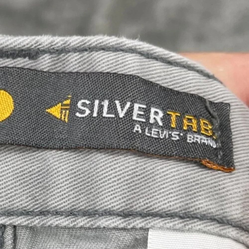 VTG‎ Levi's Silver Tab Men's Cargo Shorts 32 Gray Multi Pocket Cotton Y2K